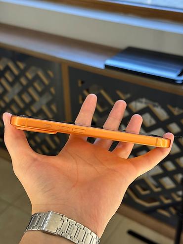 iphone macbook: IPhone 17 Pro, 256 GB, Narıncı, Face ID — 5