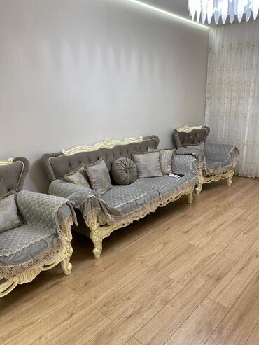 суточный квартира ош зайнабидинова: 2 бөлмө, Менчик ээси, Толугу менен эмереги бар