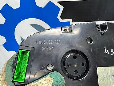 Щитки приборов: Щиток приборов Volkswagen 2001 г., Б/у, Оригинал, Германия — 12