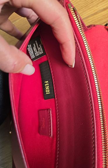 Torbe: Fendi Tube Leather Wallet on Chain, kožna pismo torba, kao novcanik — 13
