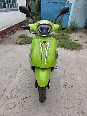 мопед 110: Скутер 125 куб 3000 пробег находится в Беловодском, пластик — 2