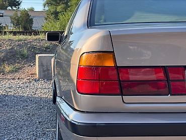 новые моторы: BMW 5 series: 1988 г., 2.5 л, Механика, Бензин, Седан — 7