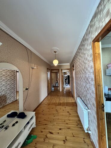 Həyət evləri və villaların satışı: Binəqədi qəs. 4 otaqlı, 100 kv. m, Orta təmir — 3