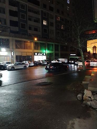 Kommersiya daşınmaz əmlakı: Obyekt üçün vitrinli kommersiya sahəsi - Yerləşmə: Geniş, hərəkətli — 2