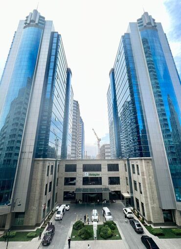 Uzunmüddətli kirayə mənzillər: WhatsApp la əlaqə saxlayın. Port Baku Residence BIG TERRACE Crescent — 2