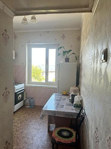 улан мкр: 🏠 СРОЧНО ПРОДАЁТСЯ 2-КОМНАТНАЯ КВАРТИРА 📍 Локация: г. Токмок, 3-й — 6