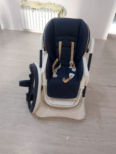 Yemək masaları, oturacaqları: Uşaqlar üçün çoxfunksiyalı yemək stulu - Rəng: tünd göy oturacaq lalafo.az -da Yemək masaları, oturacaqları: Uşaqlar üçün çoxfunksiyalı yemək stulu - Rəng: tünd göy oturacaq