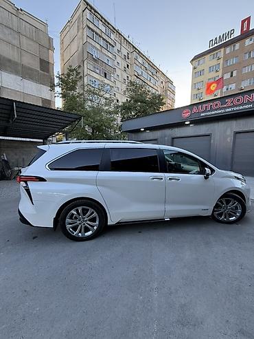 Toyota: Toyota Sienna: 2021 г., 2.4 л, Автомат, Гибрид, Минивэн — 5