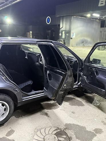 сивик 1999: Volkswagen Golf: 1992 г., 1.8 л, Механика, Бензин, Хэтчбэк — 9