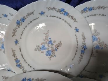 Kuhinjski setovi: Tanjiri vintaz arkopal Ujedinjeni Arapski Emirati. Tanjiri na lalafo.rs — 3 Kuhinjski setovi: Tanjiri vintaz arkopal Ujedinjeni Arapski Emirati. Tanjiri — 3