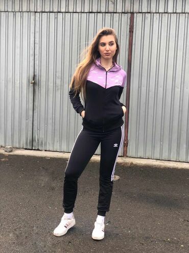 Gornji i donji deo: Novi model sportskih kostima dostupan u veličinama M, L, XL i 2XL — 10