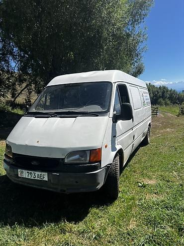 полик 5 д: Фургон Ford Transit (белый), длинная база, высокий кузов. Основные — 1