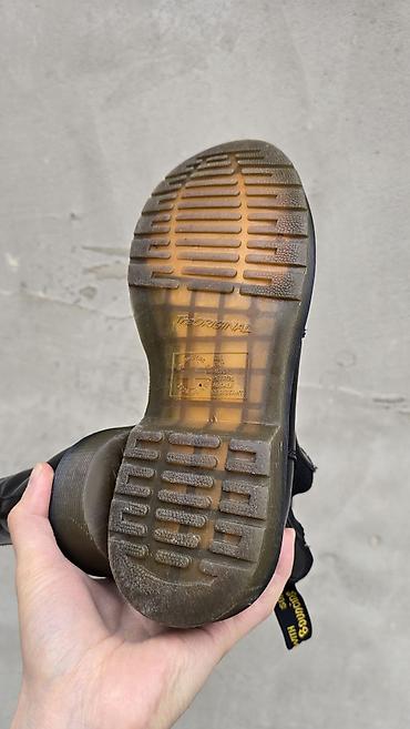 мартинсы мужские: Мужские ботинки, 42, Dr. Martens, Б/у, цвет - Черный, Самовывоз — 5