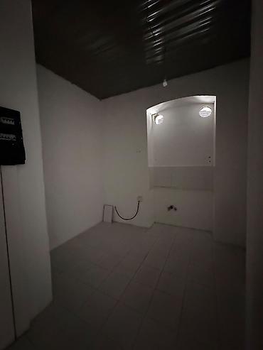 anbar is: Kiralık kommersiya obyekti – açıq planlı zal və yardımçı sahələr - — 5