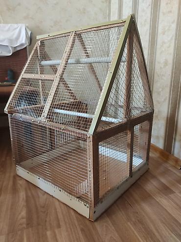 qefəs: Taxta karkaslı, metal torlu quş qəfəsi/mini voliər - Material: möhkəm — 2