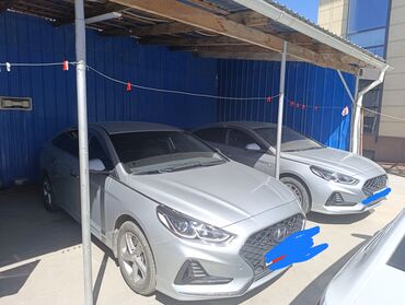 Легковой транспорт: Сдаю в аренду: Легковое авто, Под такси