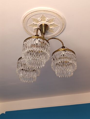 3×10 taxta qiymeti: Çılçıraq, 3 lampa, Xrustal