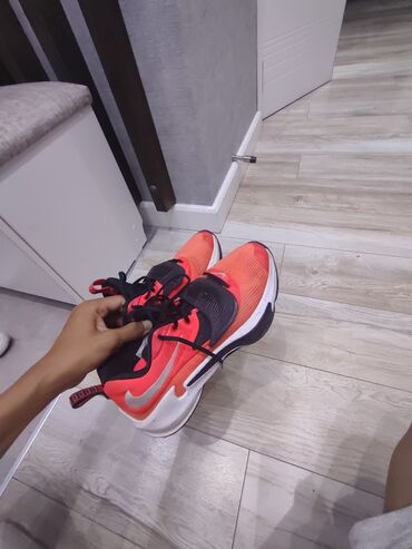 Кроссовки и спортивная обувь: Продам Nike zoom freak 3 Оригинал!!! покупал в Турции!!! носил около