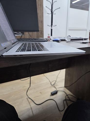 apple mac pro fiyat: MacBook Pro 15" (2019) — yüksək performanslı peşəkar noutbuk Texniki — 3