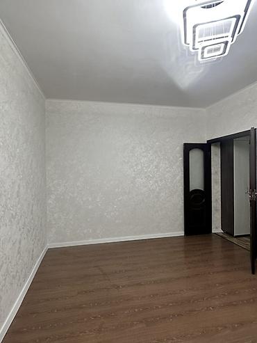 Продажа квартир: 1 комната, 34 м², Кок-Жар мкр 105 серия, 3 этаж, Евроремонт — 7
