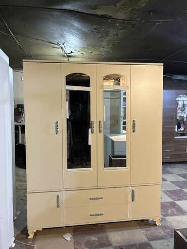 Dolablar: Açılan, 4 qapılı Düz dolab, Qarderob, paltar dolabı — 3