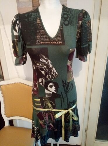 haljine sa elastinom: M (EU 38), L (EU 40), bоја - Maslinasto zelena, Kratkih rukava