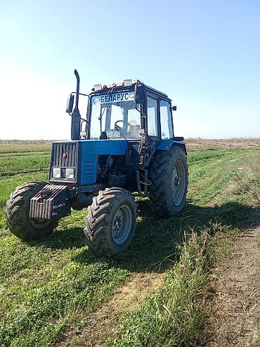 tap az traktor tekerleri: Endirim olunacaq - Güclü dörd silindrli dizel mühərrik; ön çəkişli — 2