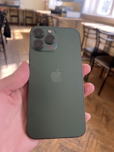 Apple iPhone: IPhone 13 Pro Max, Б/у, 128 ГБ, Alpine Green, Защитное стекло, Чехол, Кабель, 86 %