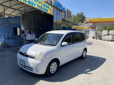 Toyota: Toyota Sienta: 2003 г., 1.5 л, Вариатор, Бензин, Минивэн