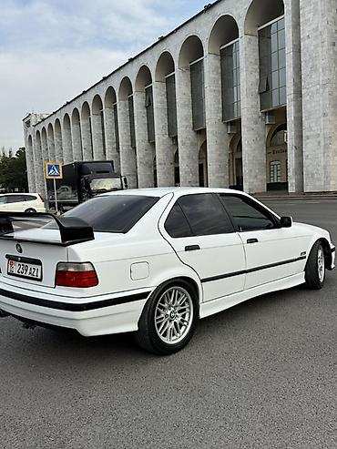 Продажа авто: BMW 3 series: 1993 г., 1.8 л, Механика, Бензин, Седан — 4