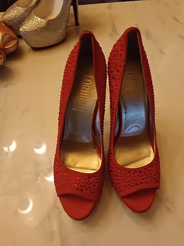 бирюзовые туфли: Loriblu qadın gəlinciyi – açıq burunlu, stiletto dabanlı, qırmızı — 1