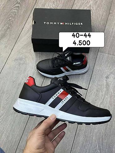 Patike: Tommy,bosa,Lacoste brojevi i cena ispisana na slikama — 3