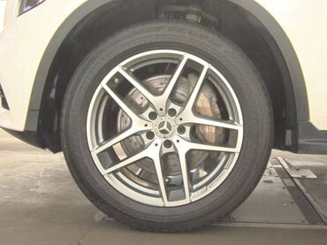 Mercedes-Benz: Mercedes-Benz 300: 2 l. | 2019 έ. SUV/4x4 — 3