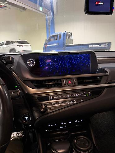 Lexus: Lexus ES: 2019 г., 2.5 л, Вариатор, Гибрид, Седан — 13