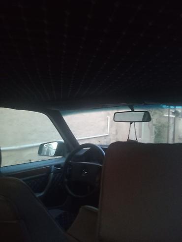 mercedes ayaqalti: Mercedes-Benz sedan – salon təkmilləşdirmələri və fərdi işıqlandırma — 1