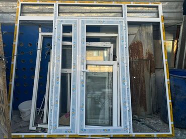 жалюзи в рассрочку: ПВХ блок: входная балконная группа с глухими и открывающимися