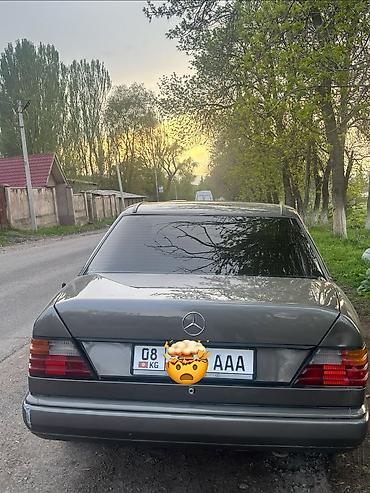 mersedes e class: Mercedes-Benz W124: 1988 г., 2.3 л, Механика, Дизель, Седан — 6