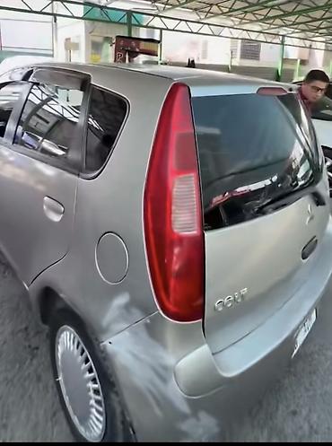 6 дыр: Mitsubishi Colt: 2004 г., 1.3 л, Автомат, Бензин, Хетчбек — 3