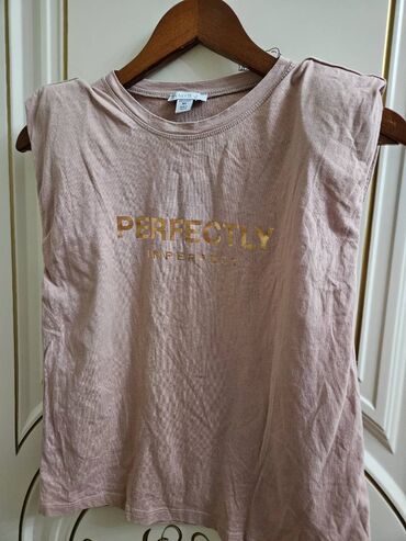 Köynək və bluzalar: Herbiri 2 AZN — 10