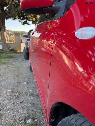 Toyota: Toyota Yaris: 1.8 l. | 2009 έ. Χάτσμπακ — 1