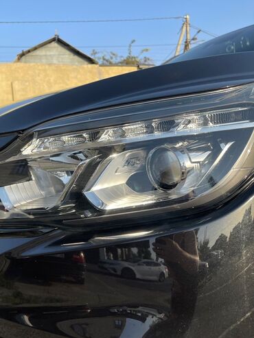 Другие автомобили: Черный (рамный) внедорожник Rexton 2019г. 2.2 турбо дизель. Камеры — 4