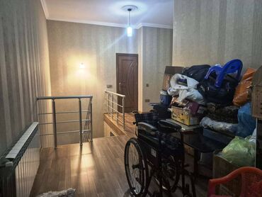 Yeni tikili: Bakıxanov qəs., 4 otaqlı, Yeni tikili, 200 kv. m -da lalafo.az — 22 Yeni tikili: Bakıxanov qəs., 4 otaqlı, Yeni tikili, 200 kv. m — 22