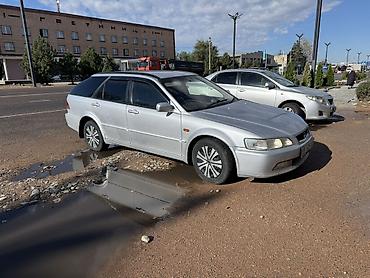 Унаа: Honda Accord: 2000 г., 2.3 л, Автомат, Газ, Универсал — 2
