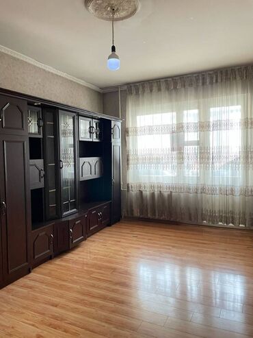 квартира пригороде: 2 комнаты, 52 м², 106 серия, 4 этаж, Косметический ремонт