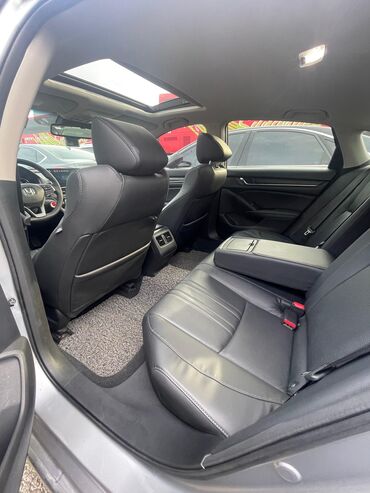 Honda: Honda Accord: 2018 г., 2 л, Вариатор, Гибрид, Седан — 16