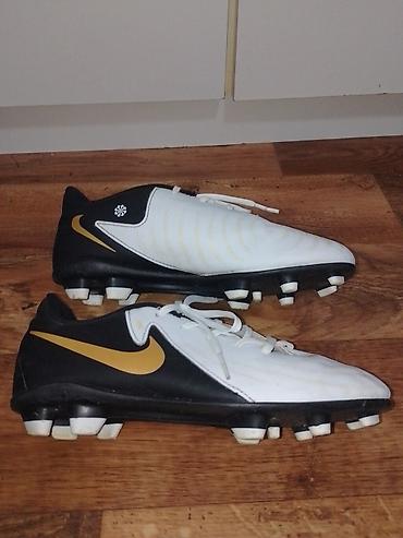 Kopačke: Nike kopačke za prirodnu travu br 36 - Model: Nike (klasična linija sa — 2