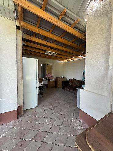 Продажа коттеджей и домов: 3 комнаты, 65 м², 5 соток, Ала-Тоо, Собственник — 11