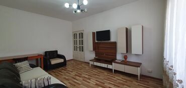 квартиры чайка: 3 комнаты, 67 м², 105 серия, 2 этаж, Косметический ремонт
