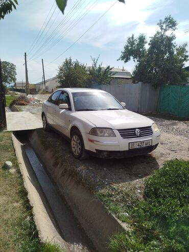 немецкий набор ключ: Volkswagen Passat: 2001 г., 1.8 л, Механика, Бензин, Седан
