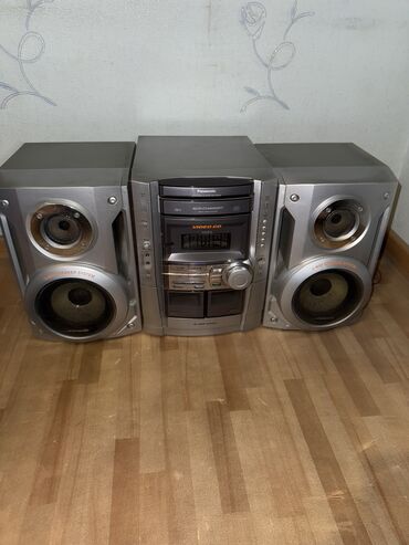 двухкассетный магнитофон: Музыкальный центр Panasonic все работает,диски MP3кассеты,радио